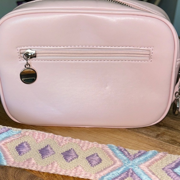 Pink Lily Woven Crossbody Bag with Patterned Strap - Picture 3 of 5